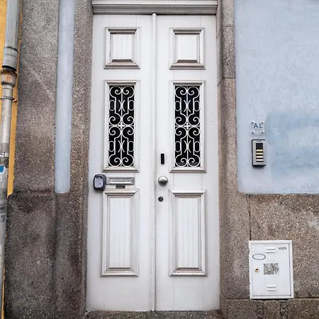 Taupe Perto Do Metro - Cedofeita, Appartamento Oporto