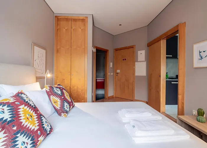 Taupe Perto Do Metro - Cedofeita, Appartement Porto